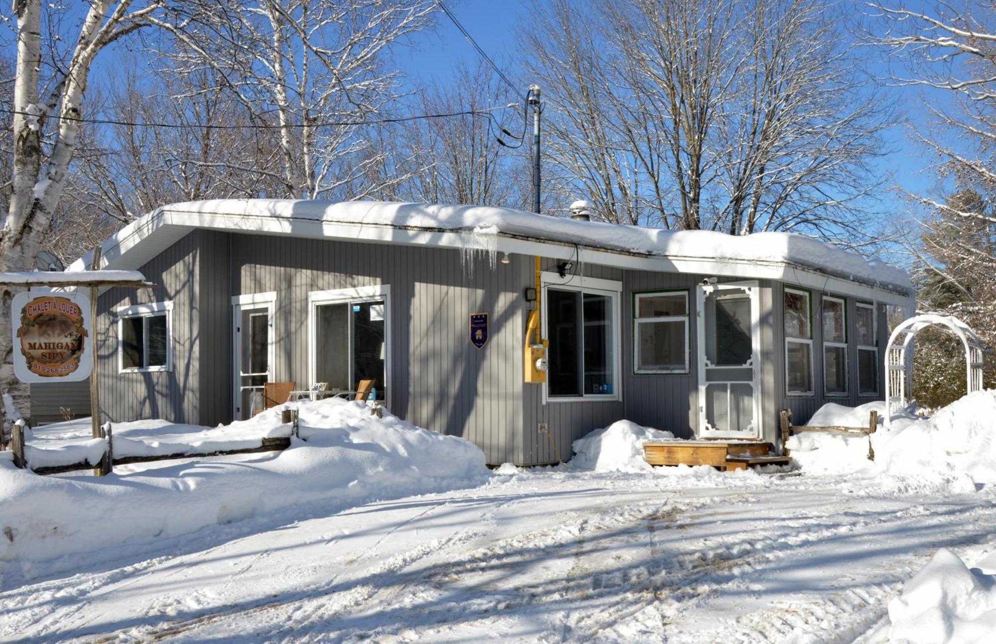 Chalet Mahigan Sipy Saint-Paulin Buitenkant foto